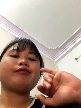 Snapshot of dovia-ba chatting on 12-04-25, 01:04 dovia-ba online show from 12-04-25, 01:04