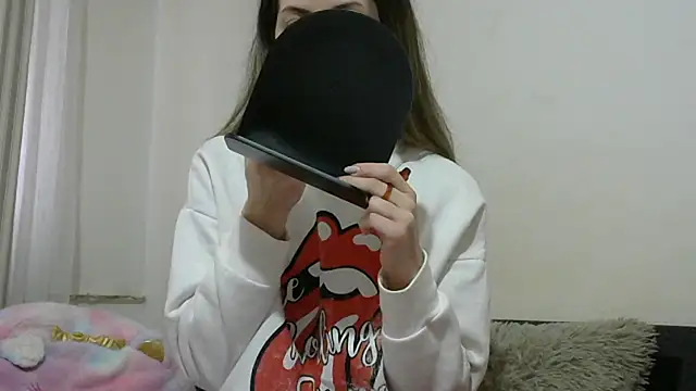 Erii18 online show from 02-09-26, 12:14