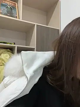 GYYoo online show from 12-04-25, 07:07