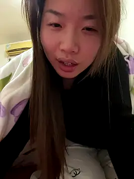 GYYoo online show from 12-14-25, 02:11