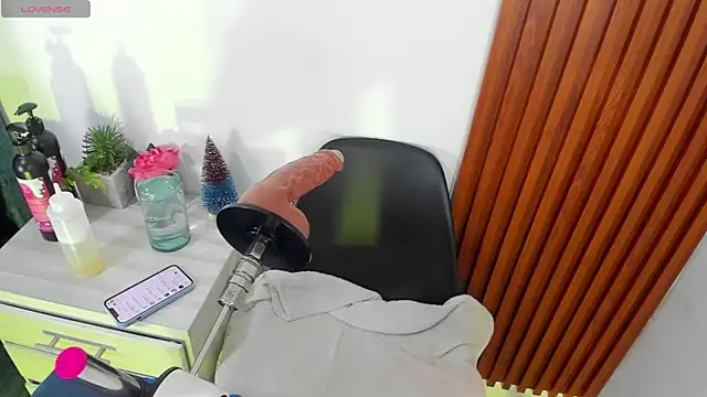 Latina candy01 online show from 12-22-25, 07:25