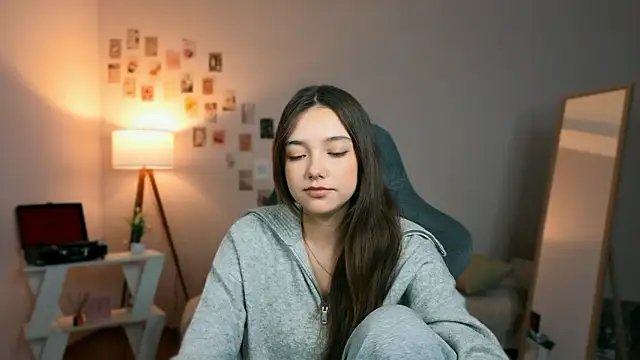 Vexorine online show from 03-24-26, 10:10