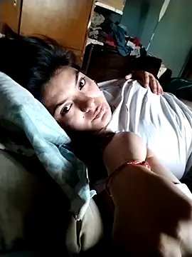 Snapshot of YouladyVidal chatting on 11-23-25, 11:20 YouladyVidal online show from 11-23-25, 11:20