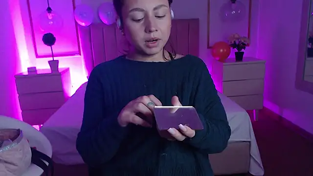 Alice Sinclair  online show from 11-26-25, 12:38