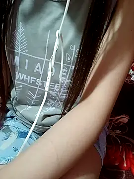 Snapshot of Noraaaax chatting on 02-14-26, 06:57 Noraaaax online show from 02-14-26, 06:57