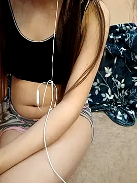 Noraaaax online show from 11-25-25, 09:04