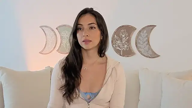 IsabellaSandoval online show from 04-27-26, 07:45