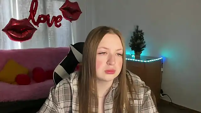 GirlPlayer online show from 02-18-26, 08:11