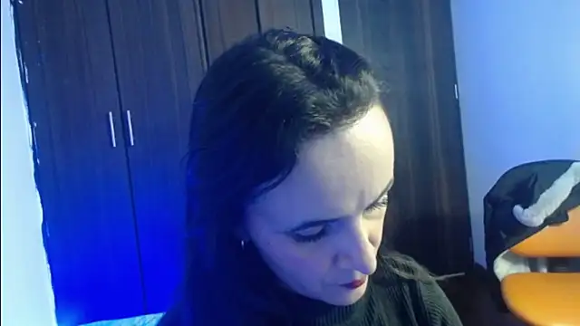 Juliana  lx online show from 11-28-25, 01:00