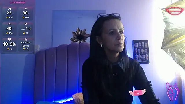 Juliana  lx online show from 12-17-25, 01:16