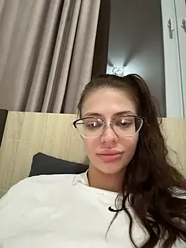 Daria Promisess online show from 11-30-25, 07:14