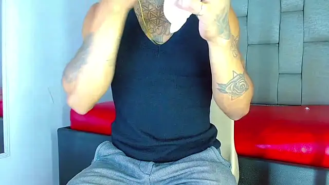 Hot Latino x online show from 03-26-26, 12:47