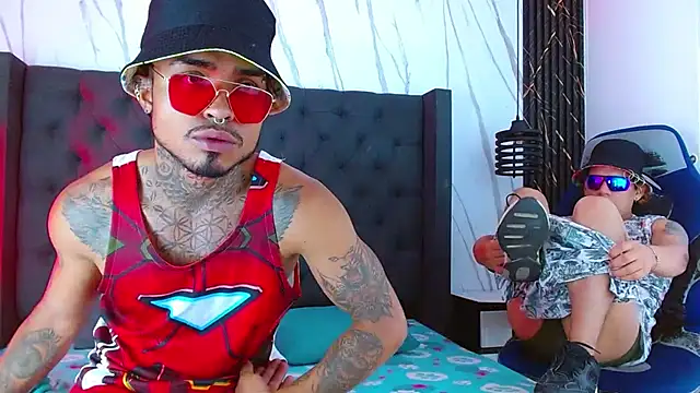 Hot Latino x online show from 11-23-25, 01:54