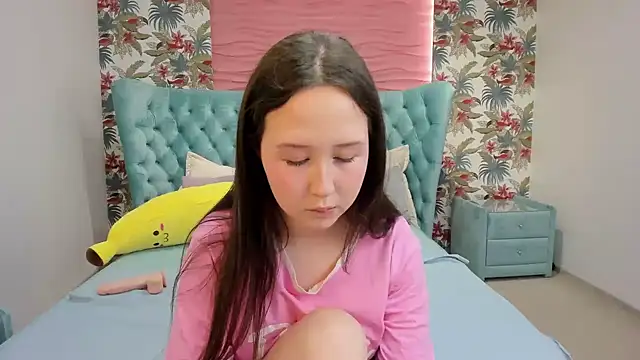 MonicaSway online show from 11-27-25, 03:56