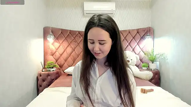 MonicaSway online show from 01-15-26, 01:47