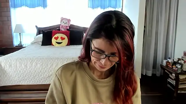 Charlotte-Willson online show from 02-02-26, 08:08