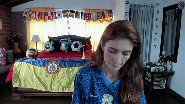 Snapshot of Charlotte-Willson chatting on 06-13-26, 10:08 Charlotte-Willson online show from 06-13-26, 10:08