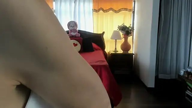 Charlotte-Willson online show from 03-25-26, 06:40