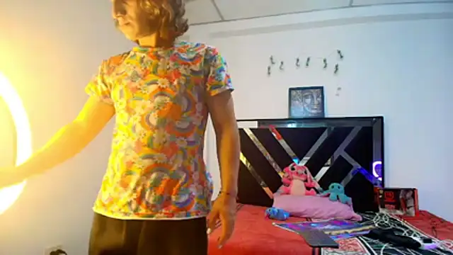 Venus2357 online show from 04-19-26, 09:21