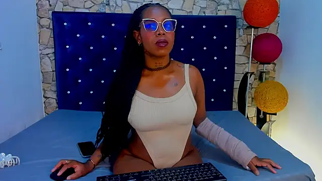 Snapshot of VanesaEbonys chatting on 11-20-25, 08:20 VanesaEbonys online show from 11-20-25, 08:20