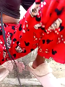 Sweethoneypot25 online show from 12-18-25, 08:30