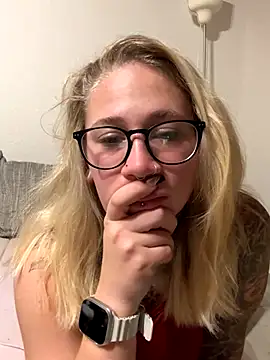 Snapshot of Antoniia69 chatting on 11-24-25, 10:43 Antoniia69 online show from 11-24-25, 10:43