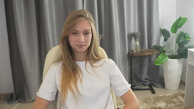 CaritaTacke online show from 11-21-25, 11:53