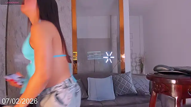 MafeArias23 online show from 02-07-26, 01:08