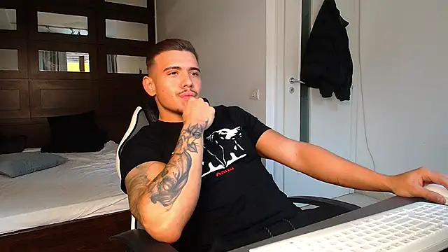 ElijahThorne online show from 02-19-26, 10:23