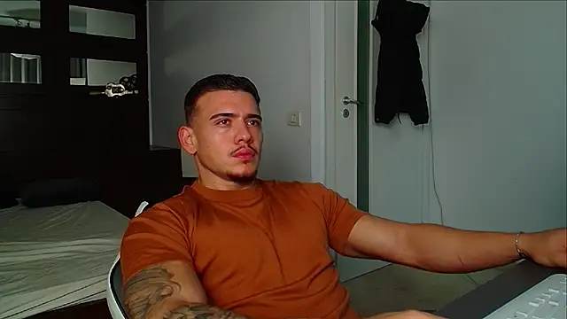 ElijahThorne online show from 12-02-25, 05:53