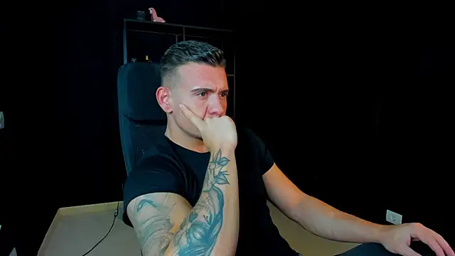 ElijahThorne online show from 04-03-26, 06:42