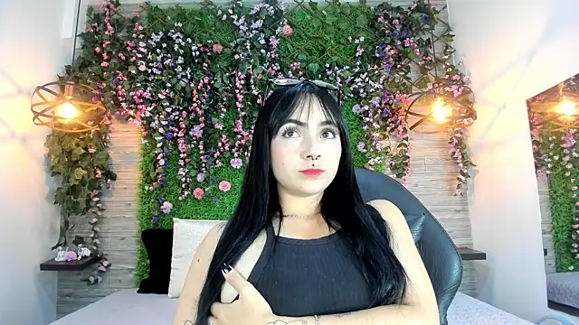 kittyMelvis online show from 12-01-25, 02:34