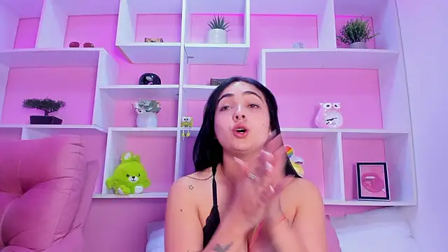 Snapshot of kittyMelvis chatting on 02-26-26, 12:38 kittyMelvis online show from 02-26-26, 12:38