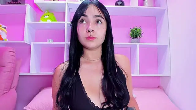 kittyMelvis online show from 12-14-25, 05:18