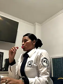 Snapshot of Rosa_Vidal_ chatting on 11-20-25, 08:20 Rosa Vidal online show from 11-20-25, 08:20