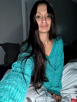 LexiLuxi online show from 11-23-25, 03:16