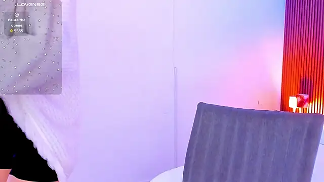 Snapshot of RenataMason chatting on 06-09-26, 04:57 RenataMason online show from 06-09-26, 04:57