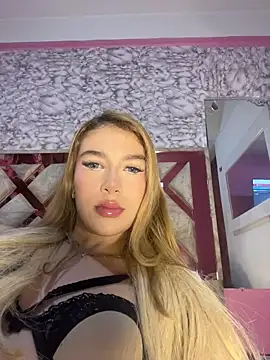 Snapshot of valeryfox__ chatting on 11-26-25, 11:21 valeryfox online show from 11-26-25, 11:21