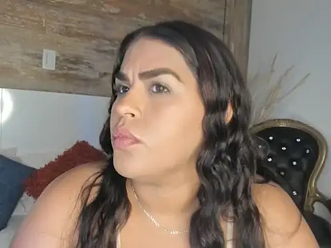 lathiffa online show from 12-19-25, 06:32