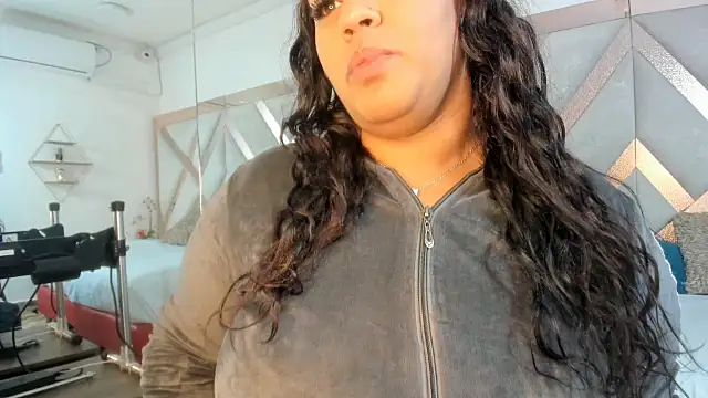 lathiffa online show from 01-12-26, 08:47