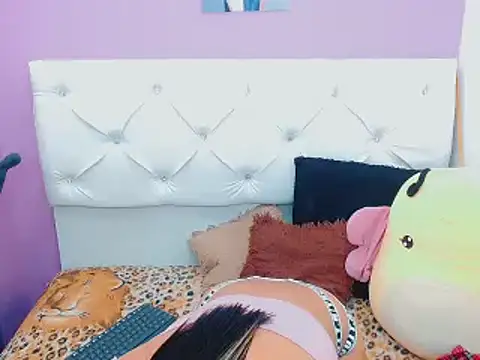 xwetdreamsx online show from 11-27-25, 05:46