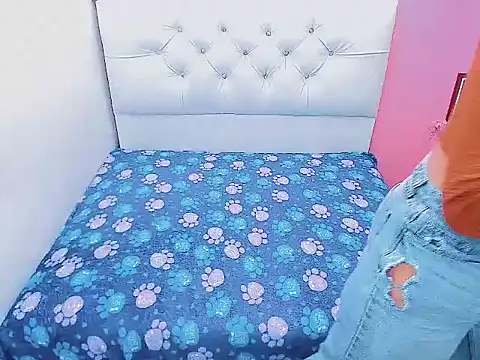 xwetdreamsx online show from 04-07-26, 08:21