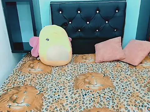 xwetdreamsx online show from 12-15-25, 07:20