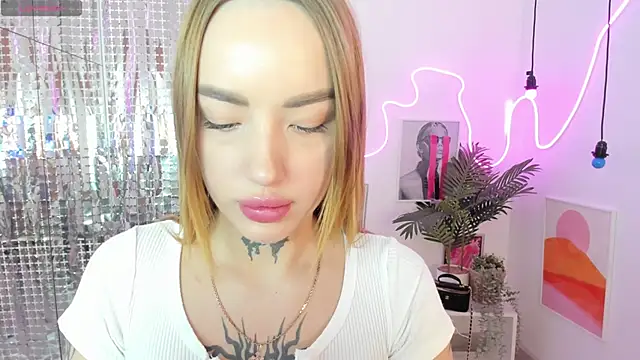 MarquiseMuse online show from 12-02-25, 09:55