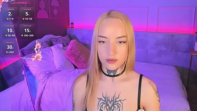 Snapshot of MarquiseMuse chatting on 02-27-26, 05:29 MarquiseMuse online show from 02-27-26, 05:29