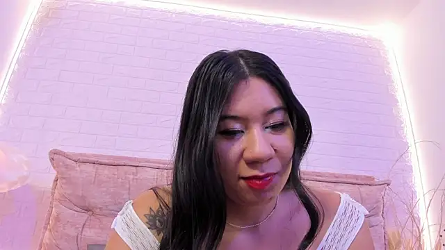 lunaa hart online show from 05-01-26, 12:04