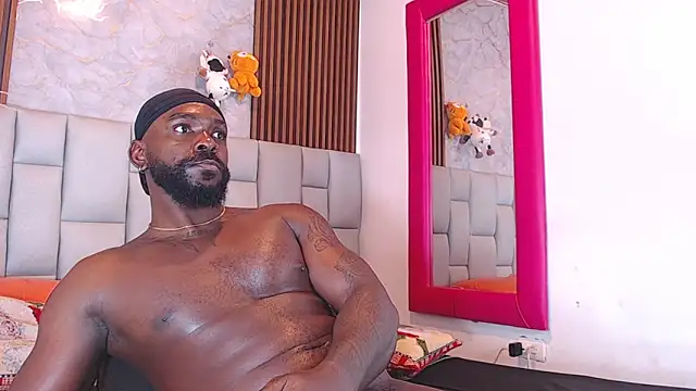 BlackEmperador online show from 12-20-25, 05:32