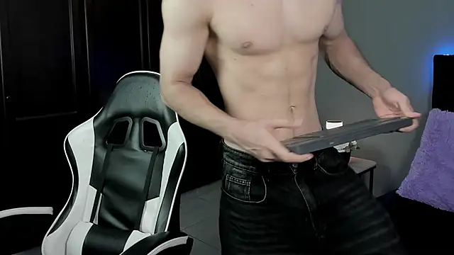 eren jeager online show from 04-10-26, 01:23