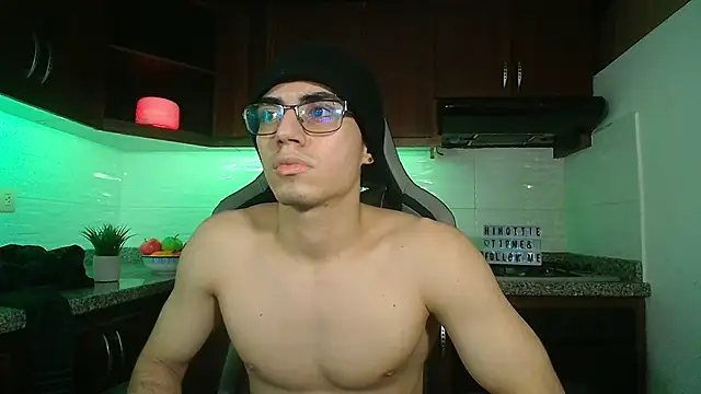 eren jeager online show from 11-26-25, 03:28