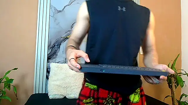 eren jeager online show from 12-21-25, 06:26